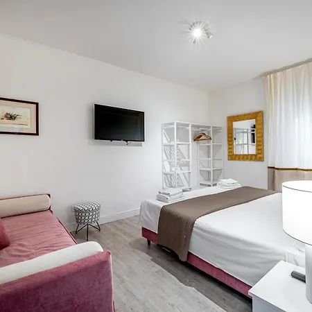 Apartment Yid Donatello Con Terrazzo *