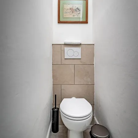 Apartment Yid Donatello Con Terrazzo Florenz