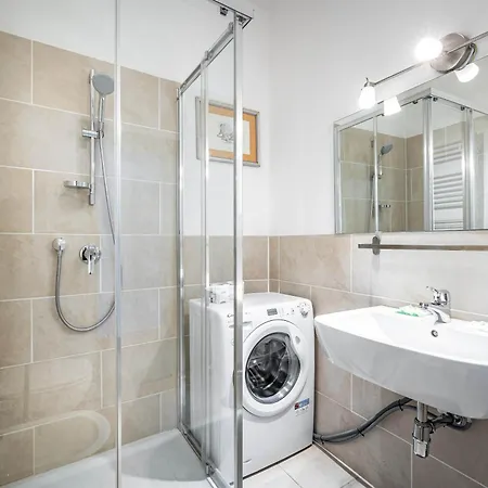 Apartment Yid Donatello Con Terrazzo